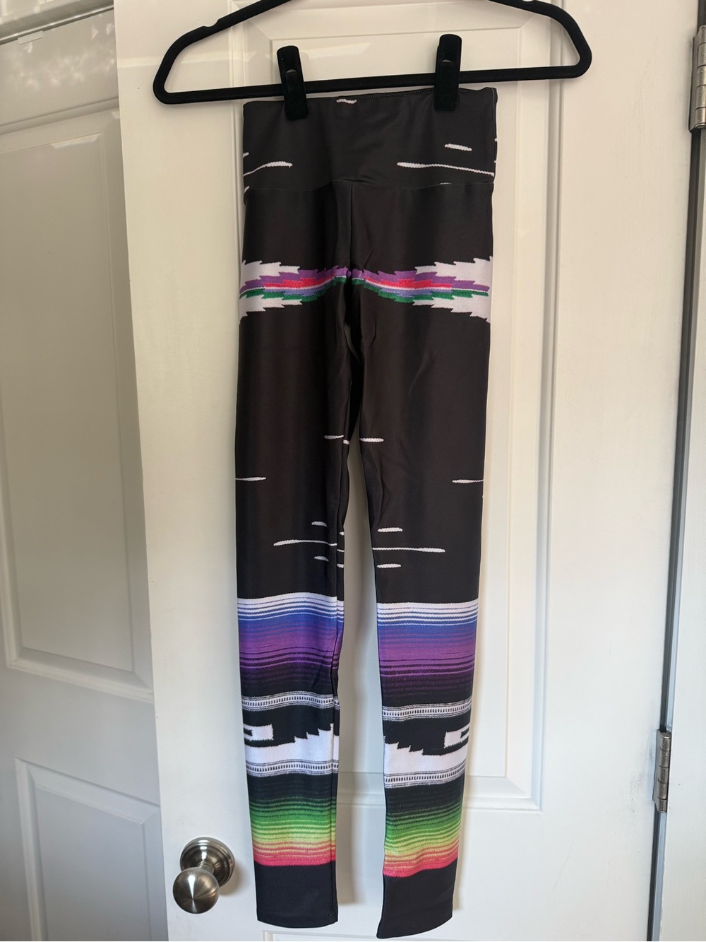 Goldsheep Black Leggings with Rainbow Stripe and Gradient Bands